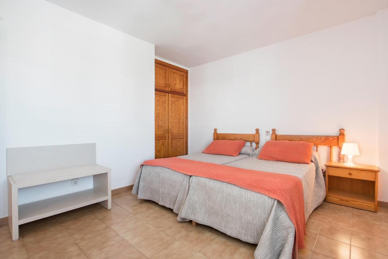 Apartamentos Es Cane Es Canar (Ibiza) Exterior foto